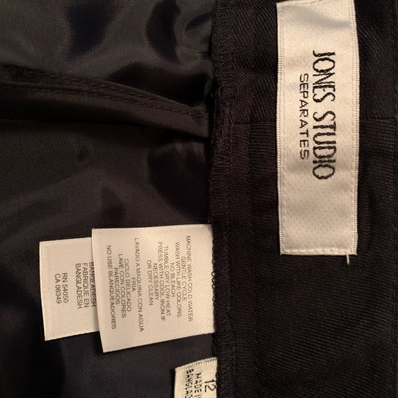 Jones Studio Suit - Picture 4 of 6